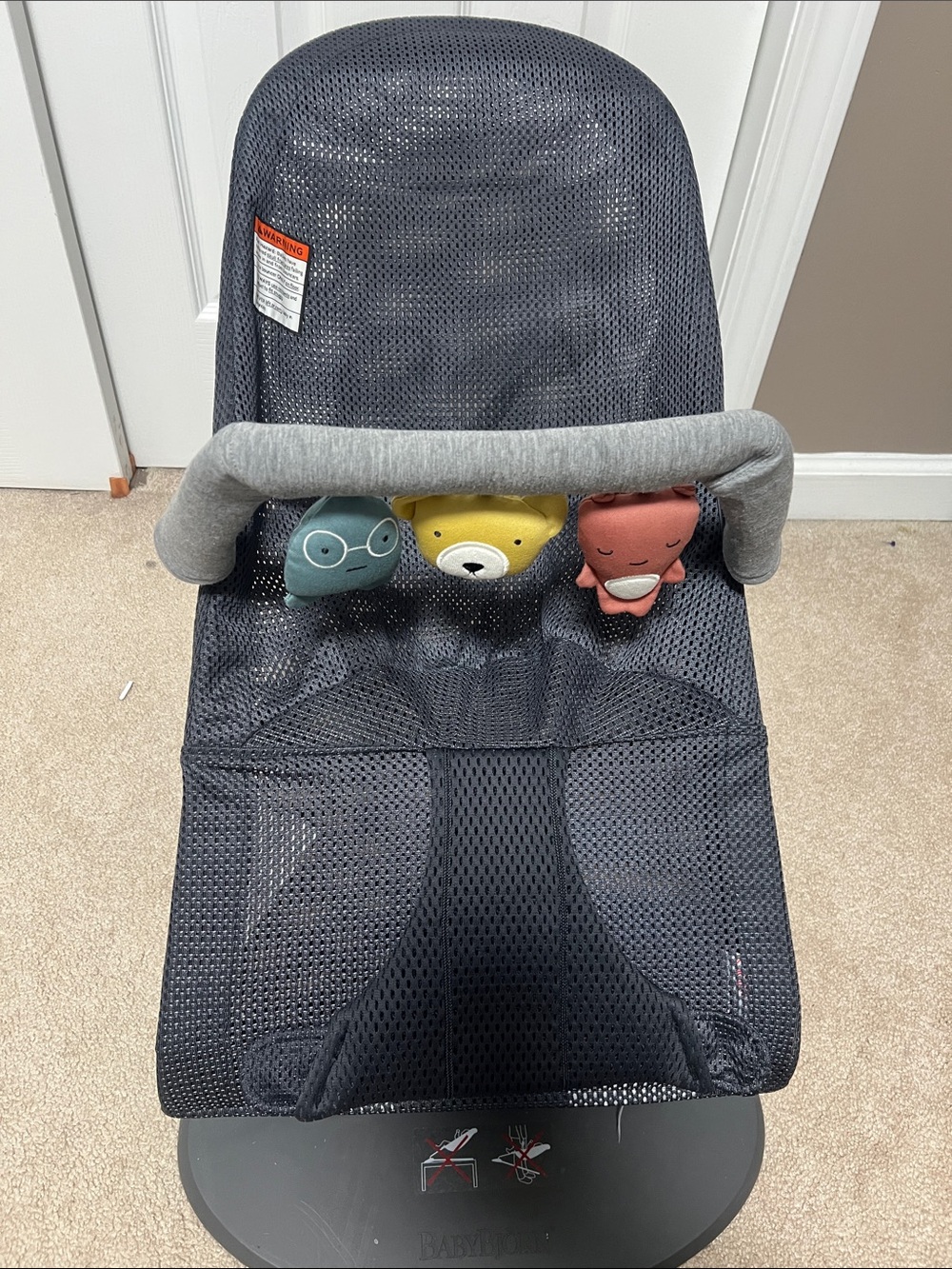 BabyBjörn Baby Bouncer Bliss Mesh Dark Gray with Toy Bar